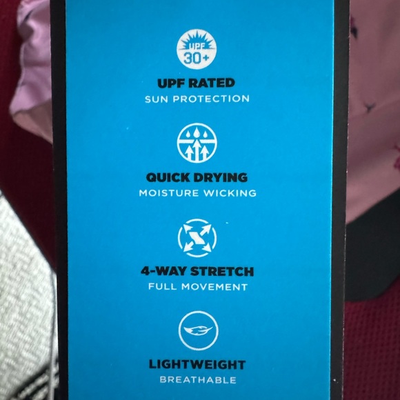 Scales Tropical Short Sleeve Top - Picture 2 of 3